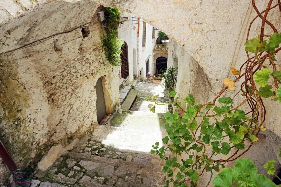 borghi latina periferie